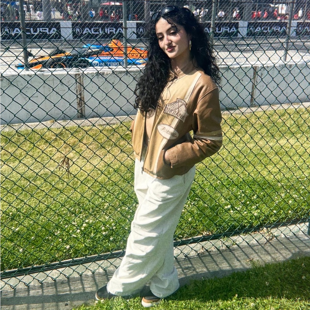 Meet your Posher, Jesseca